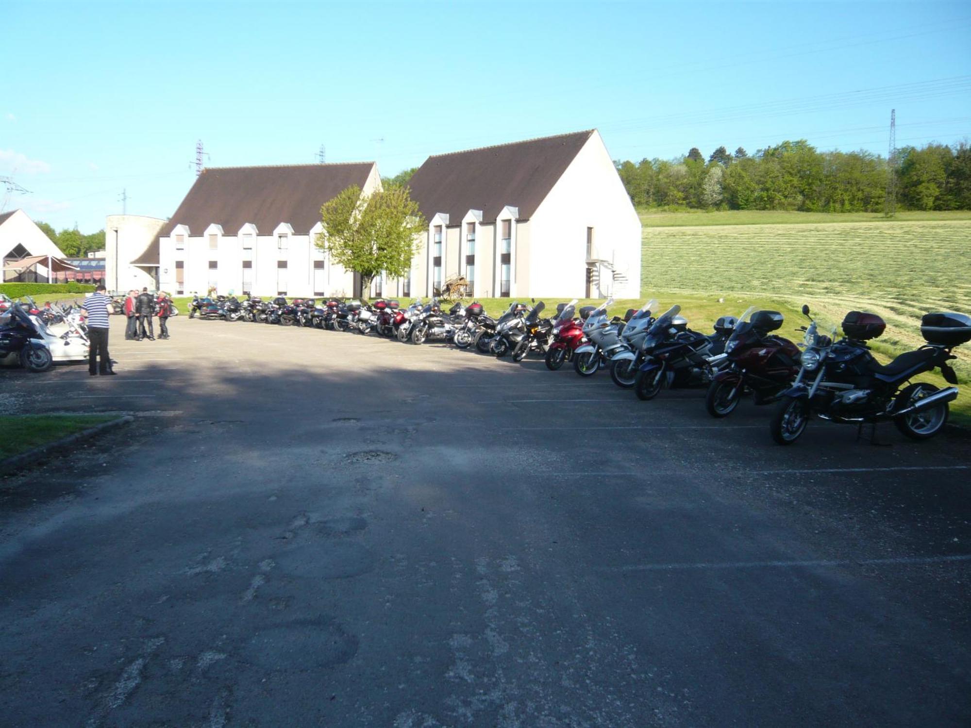 Auberge De Bourgogne Tonnerre Dış mekan fotoğraf